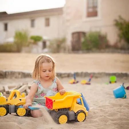 Chateau De Dom wakacyjny Gurat