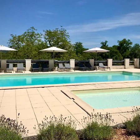 Chateau De Holiday home Gurat